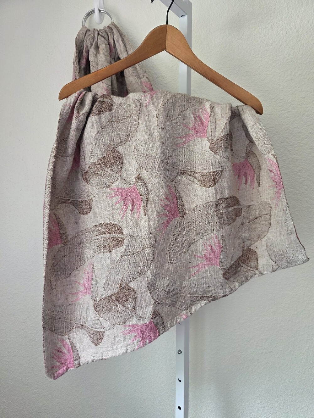 LovaLoom Ring Sling Carrier, 75 inches long, Made in Italy - Picture 4 of 7